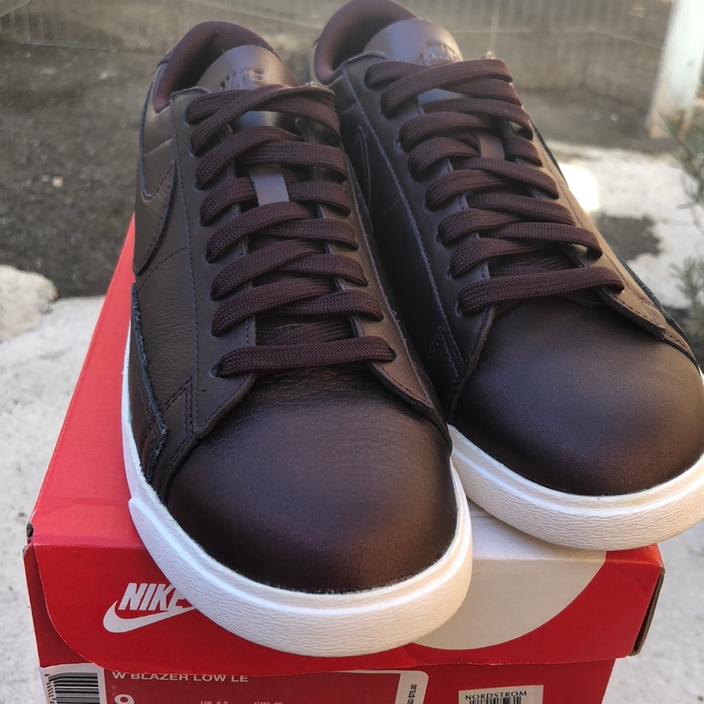Nike women’s